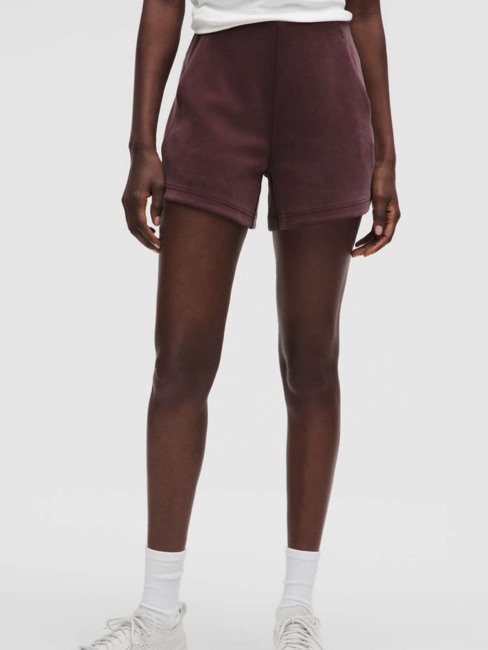 Lululemon Softstreme Kick-Flare Mid-Rise Short